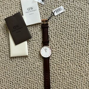 Never worn new with tags Daniel Wellington watch